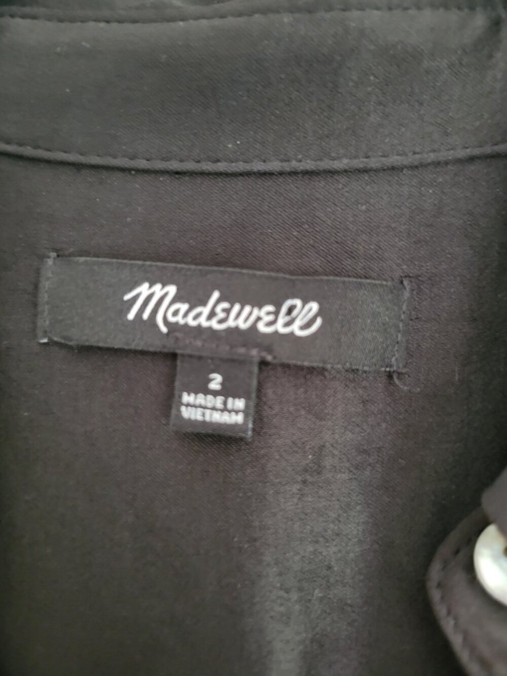 Madewell Darted Satin Button-Up Shirt Charcoal Gray Ecovero sz 2 Polished - Picture 4 of 11